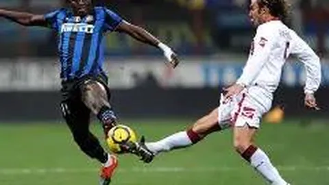 黄金ETF(518800)主力资金净流出3405.28万元，位列同类基金前二（截至20251124）